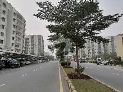 12 Marla Flat Ideally Situated In Askari 11