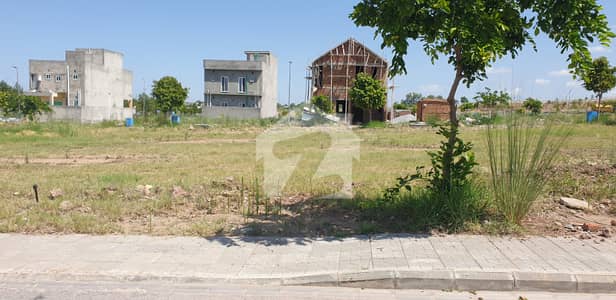 Height Location, 100 Feet Boulevard 1 Kanal Plot For Sale Height Location, 100 Feet Boulevard 1 Kanal Plot For Sale