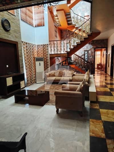 BANGALOW FOR RENT IN PHASE -8
