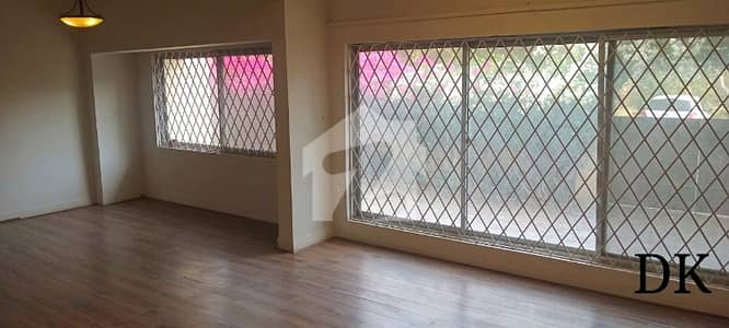 FLAT FOR RENT IN SEA VIEW APARTMENT