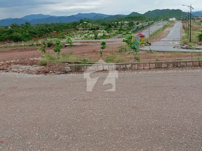 RESIDENTIAL 10M PLOT AVAILABLE ON 50% DOWNPAYMENT