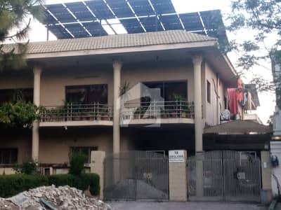 I-8 Beautiful One Kanal Ground Portion With Separate Gate For Rent