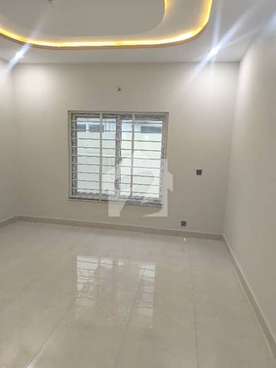 3 Bedrooms Ground Portion Available For Rent In G9