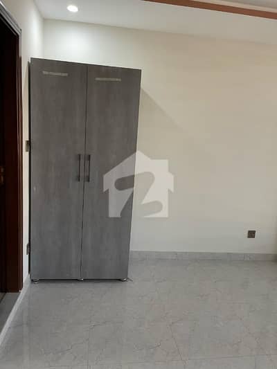 1 BED APARTMENT WITH 400 SQUARE FEET LIFT MAITAINENCE AVAILABLE FOR SALE