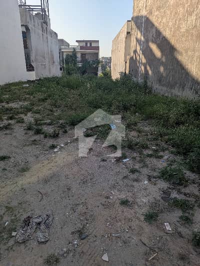 7 Marla Plot For Sale