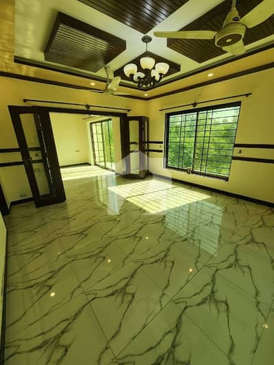 G-10 Upper Portion 2 Bedroom Attached Bathroom Drawing Dinning Tv Lounge Kitchen Separate Meter'S Boring.