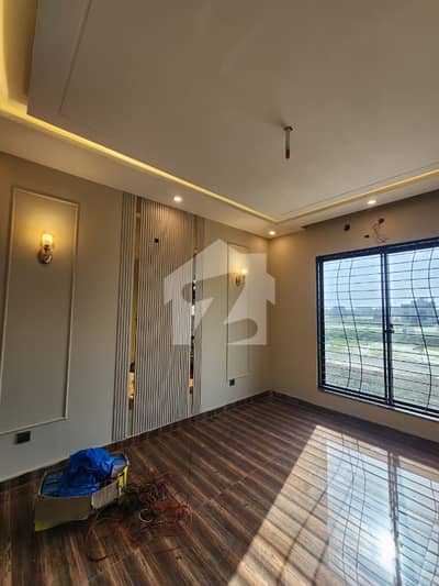 7 Marla New House for sale in lake City lahore