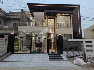 12 MARAAL HOUSE FORNSALE IN NFC HOUSING SOCIETY