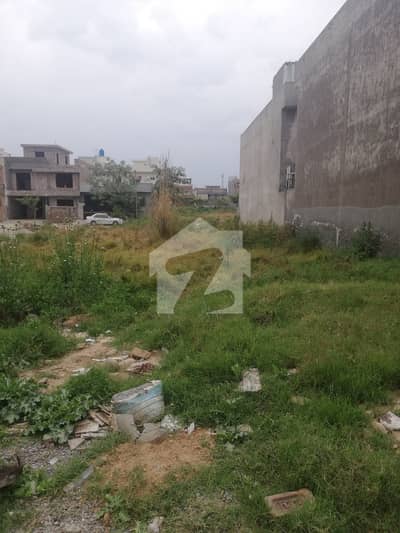 7 Marla Plot For Sale