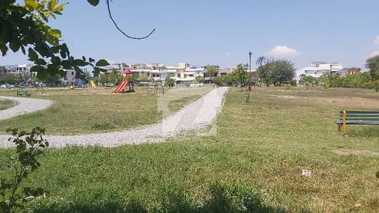 Top Location Park Facing Level Plot Is For Sale