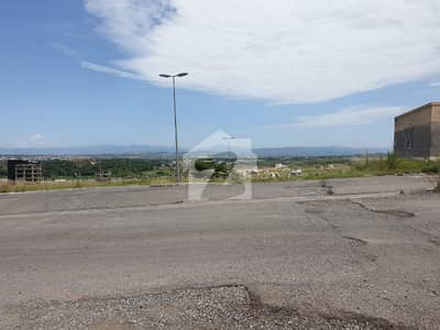 JOHAR BOULEVARD, Height Location 1 Kanal Plot Sector - B