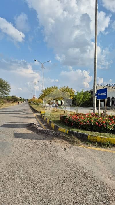 ڈی ۔ 12/3 ڈی ۔ 12,اسلام آباد میں 1 کنال رہائشی پلاٹ 13.5 کروڑ میں برائے فروخت۔