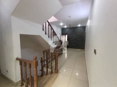 100 Yard Bungalow For Sale