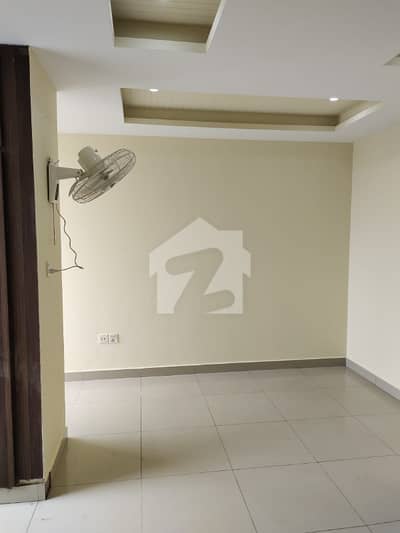 Flat Is Up For Sale In An Ideal Location In Bahria Phase 4