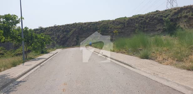 ڈی ایچ اے فیز 5 - سیکٹر اے ڈی ایچ اے ڈیفینس فیز 5,ڈی ایچ اے ڈیفینس,اسلام آباد میں 1 کنال رہائشی پلاٹ 3.6 کروڑ میں برائے فروخت۔ ڈی ایچ اے فیز 5 - سیکٹر اے ڈی ایچ اے ڈیفینس فیز 5,ڈی ایچ اے ڈیفینس,اسلام آباد میں 1 کنال رہائشی پلاٹ 3.6 کروڑ میں برائے فروخت۔
