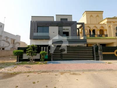 Gorgeous 10 Marla House For Sale Available In Bahria Town - Ghaznavi Block Gorgeous 10 Marla House For Sale Available In Bahria Town - Ghaznavi Block