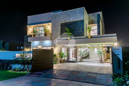 DHA Lahore 1 Kanal Brand New Mazhar Munir Design House With 100% Original Pictures  Available For Rent