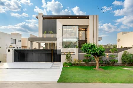 1 Kanal House Eye Catching Bungalow With Basement Single Storey Available For Sale In DHA Phase 7 Prime Location
