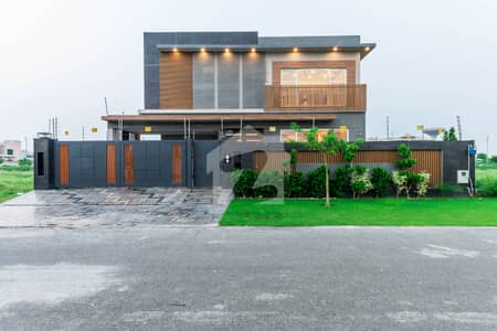 DHA Lahore 1 Kanal Mazhar Munir Design House With 100% Original Pics Available For Rent