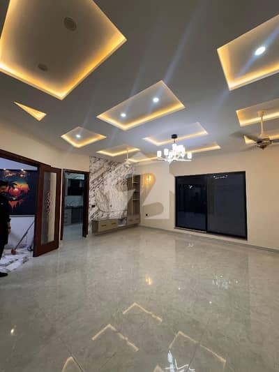 1 KANAL Brand New House For Rent