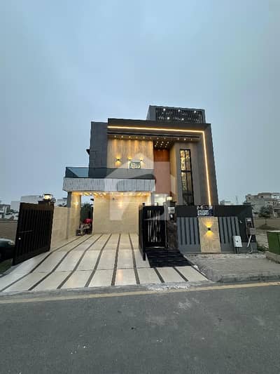 Premium Main Double Road 10 Marla House Is Available For sale In Gujranwala