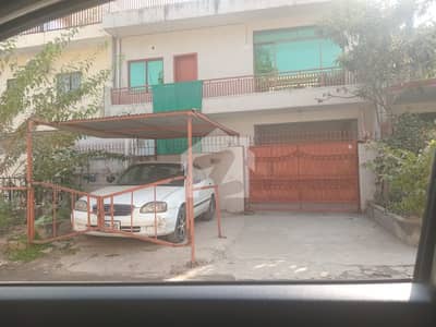 30*50 Cda Transfer Good Location House Available In G-10/4 30*50 Cda Transfer Good Location House Available In G-10/4