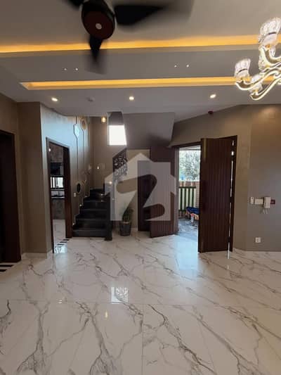 13 Marla Upper Portion For Rent DHA Phase 8, Lahore
