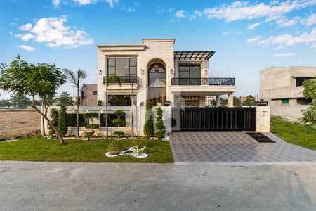 Luxury House Of One Kanal For Luxury Living Style At Superb Hot Location In DHA Luxury House Of One Kanal For Luxury Living Style At Superb Hot Location In DHA