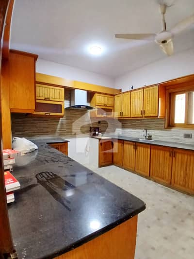 CHANCE DEAL 525 YARDS BUNGALOW FOR SALE at DHA PHASE 5 (NEAR BADBAN)