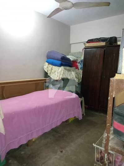 2 BED LOUNGE AVAILABLE FOR SALE