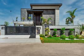 D H A Lahore 1 Kanal Brand New Mazher Munir Design House With 100% Original Pics Available For Sale