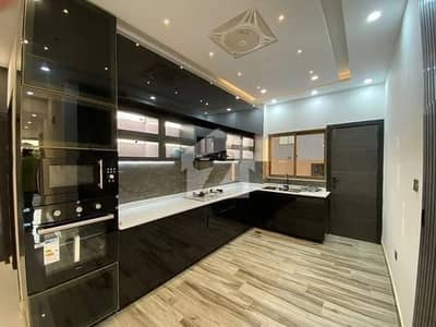 272sq yd 5 Bedrooms Luxury Villa is Available FOR RENT. 6km from Entrance of BTK. 5 Bed DDL 2 Kitchens