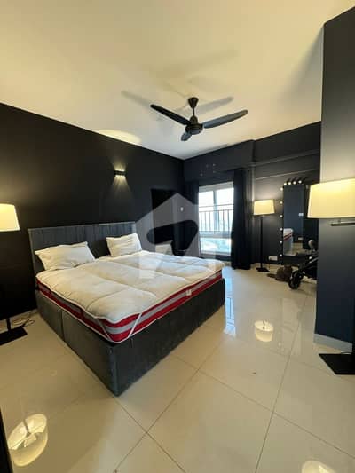 Clifton Flat For Rent Sized 2800 Square Feet