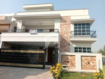 G-13 40x80 Brand new corner double story house available for sale G-13 40x80 Brand new corner double story house available for sale