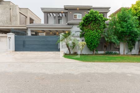 1 Kanal Beautifully Designed House With 100% Original Pictures Available For Rent In DHA Lahore