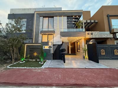 پارک ویو سٹی لاہور میں 5 کمروں کا 5 مرلہ مکان 2.0 کروڑ میں برائے فروخت۔