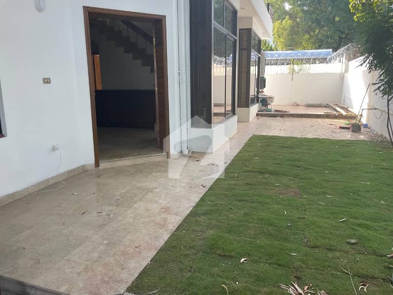 ایف ۔ 6 اسلام آباد میں 5 کمروں کا 3 مرلہ مکان 8.0 لاکھ میں کرایہ پر دستیاب ہے۔ ایف ۔ 6 اسلام آباد میں 5 کمروں کا 3 مرلہ مکان 8.0 لاکھ میں کرایہ پر دستیاب ہے۔