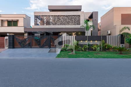 Modern Design 1 Kanal Brand New Luxury House For Rent