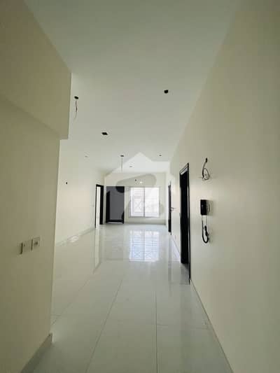 BRAND NEW LUXURY FLAT ON SALE 3 BED DD WITH ROOF