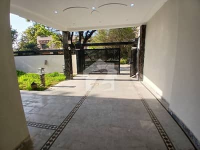 G-9/1 40*80 Full House Available Top Location For Rent