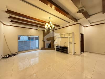 Brand New 1 Kanal Upper Portion Available For Rent In Airlines Society Near By Punjab College And UCP University