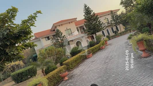 Lavish Farm House For Sale