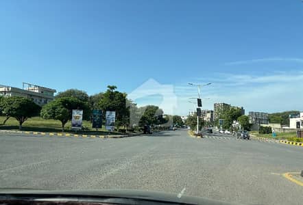 Residential Plots For Sale in B-17 Residential Plots For Sale in B-17
