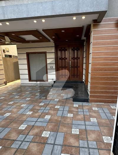 10 Marla Brand New Lower Portion Available For Rent Overseas B Block Bahria Town Lahore