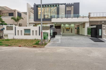 D H A Lahore 1 Kanal Brand New Mazher Munir Design House With 100% Original Pics Available For Rent