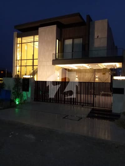 Kanal Luxurious Full Basement Pool Bungalow DHA Phase 7