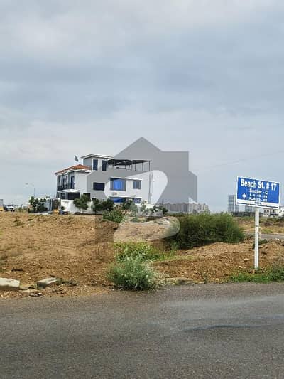 SALE 300 SQUARE YARDS BEACH AVENUE COMMERCIAL , PHASE 8 DHA KARACHI