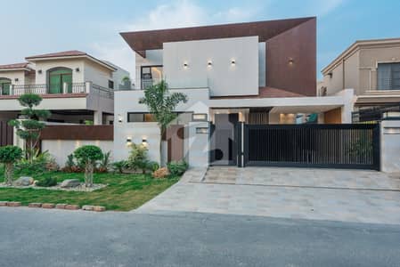 Mazhar Munir Design 1 Kanal House At Prime Location