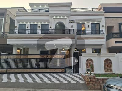 G-13/3 Street 6 Brand New Stylish House Double Storey Sun Face 40x80 For Sale
