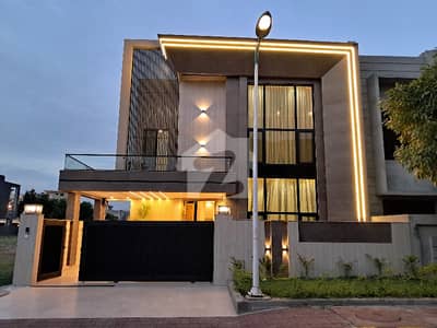 Elegant Design House With Mezzanine Floor